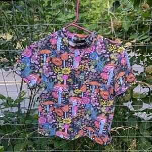 Nooworks mockneck trippy mushroom top